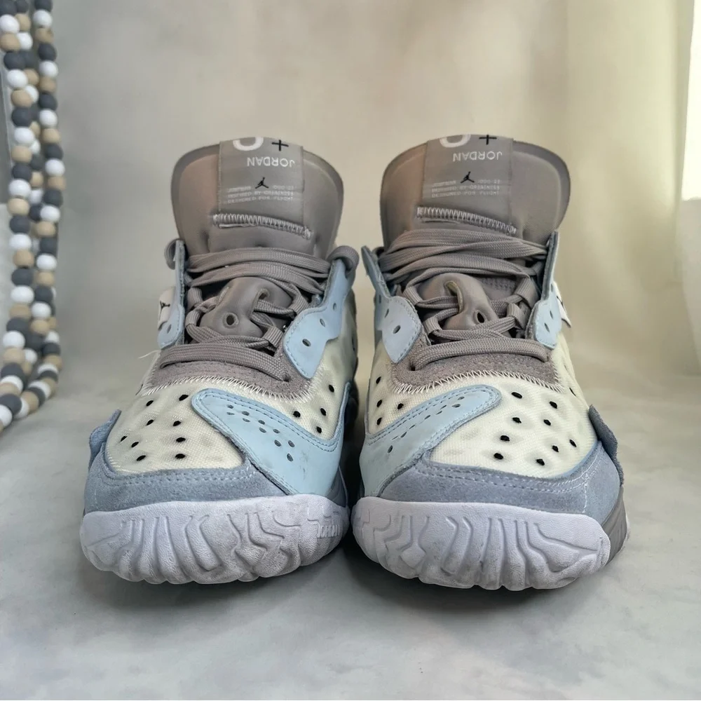 Nike Jordan Delta 2 white/gray/blue womens 8.5 Sneakers